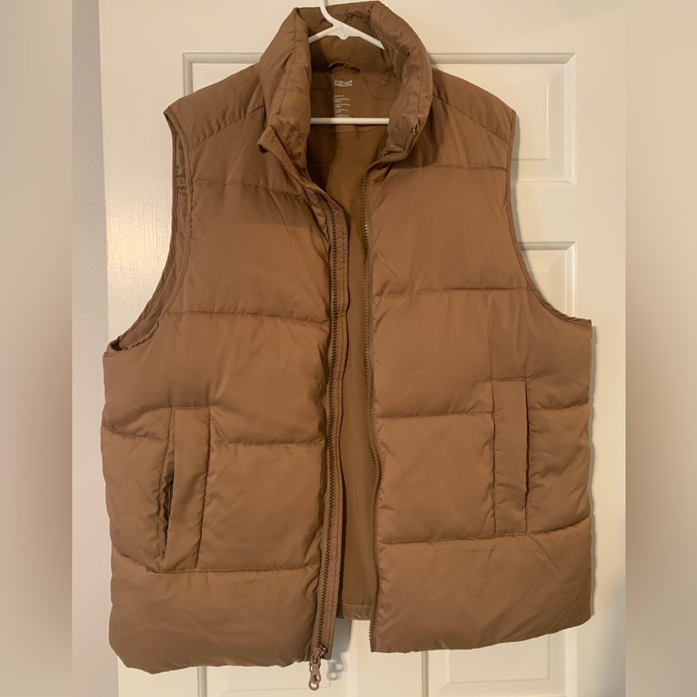 Girlfriend collective brown vest size 7